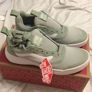 Vans UltraRange rapidweld sneaker size 9